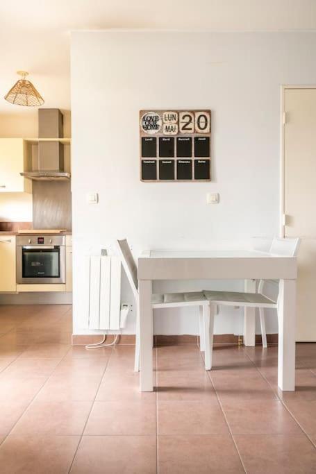 Appartement Avec Jardin Et Terrasse Pres De Paris Mantes-la-Jolie Buitenkant foto