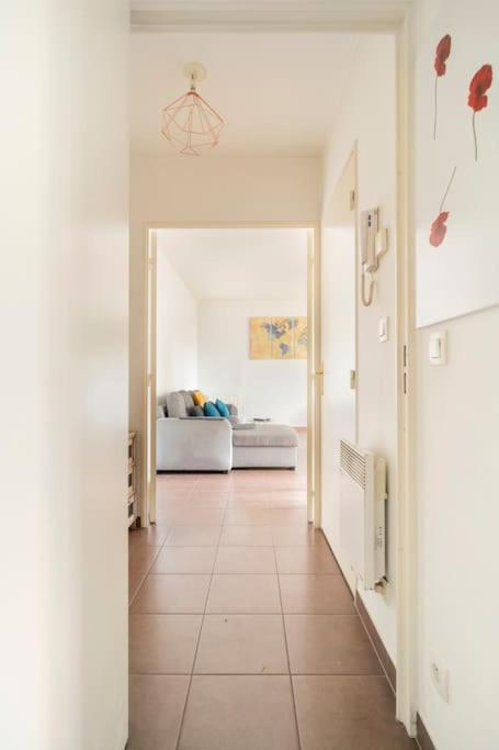 Appartement Avec Jardin Et Terrasse Pres De Paris Mantes-la-Jolie Buitenkant foto